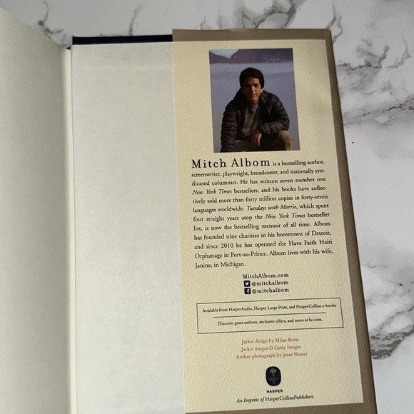 The Stranger in the Lifeboat by Mitch Albom - Picture 8 of 12